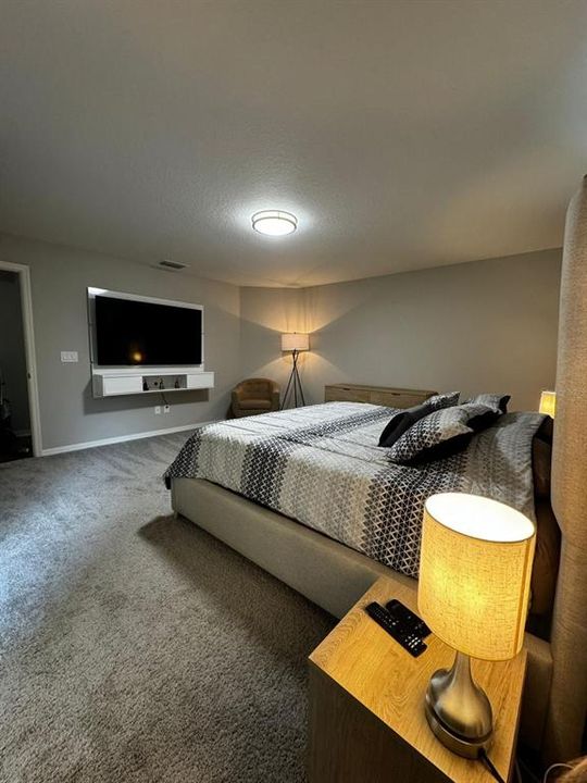 For Sale: $330,000 (4 beds, 2 baths, 1545 Square Feet)