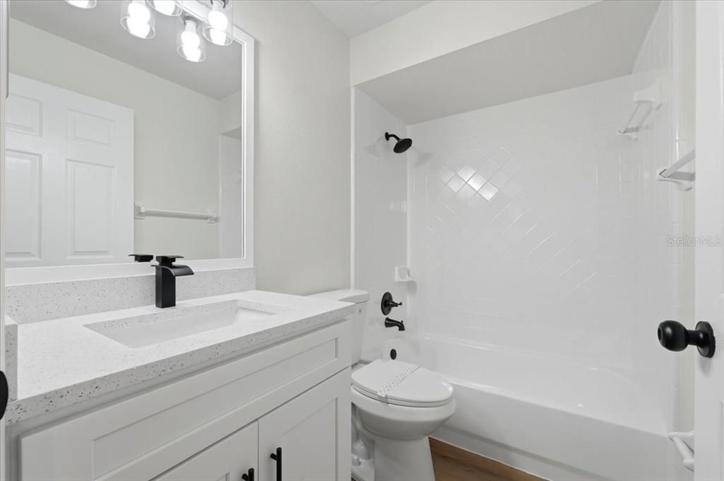 En Venta: $369,999 (3 camas, 2 baños, 1389 Pies cuadrados)