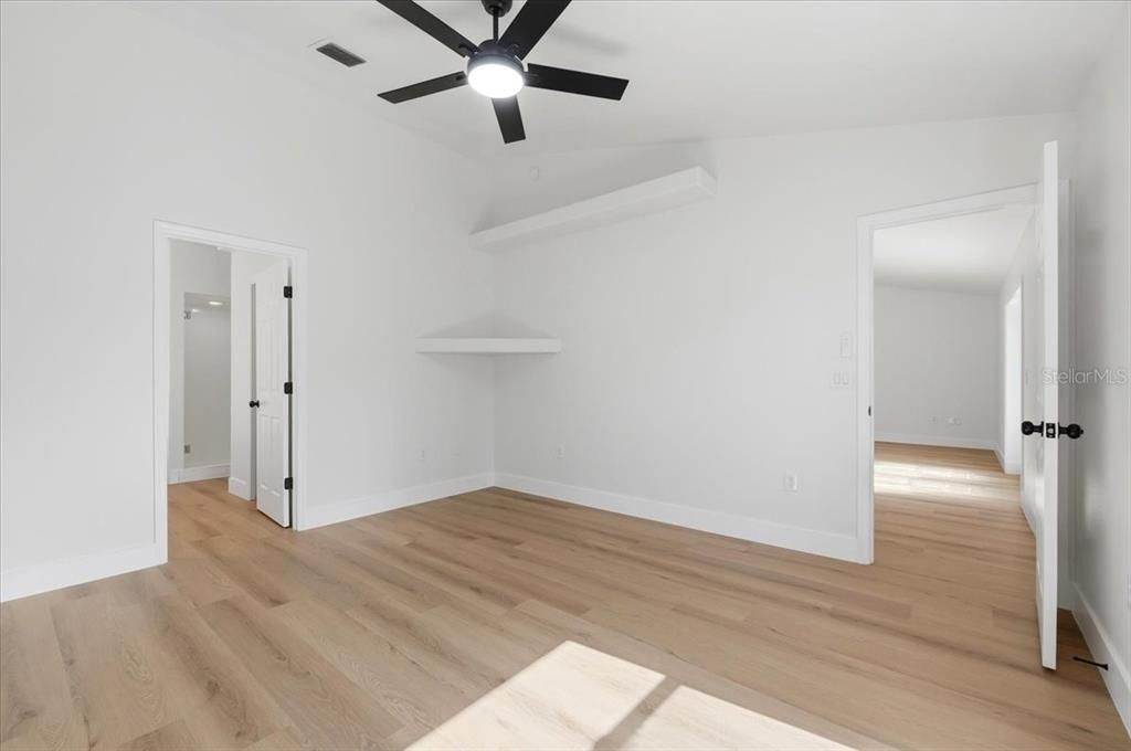 En Venta: $369,999 (3 camas, 2 baños, 1389 Pies cuadrados)