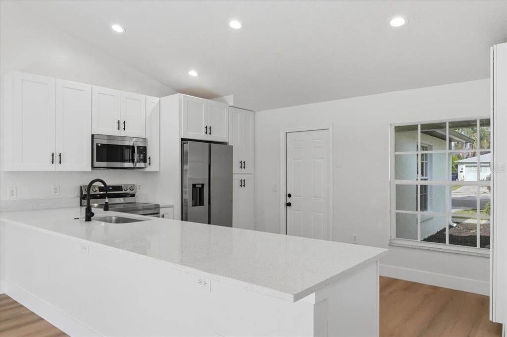 En Venta: $369,999 (3 camas, 2 baños, 1389 Pies cuadrados)