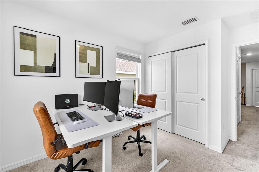 For Sale: $315,000 (3 beds, 2 baths, 1555 Square Feet)