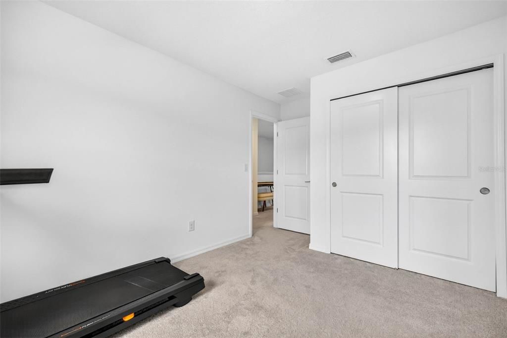 For Sale: $315,000 (3 beds, 2 baths, 1555 Square Feet)