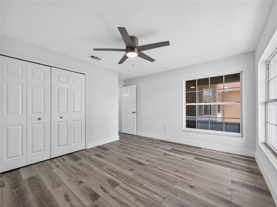For Sale: $320,000 (4 beds, 2 baths, 1890 Square Feet)