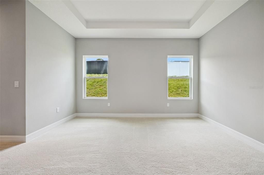 For Sale: $329,900 (4 beds, 3 baths, 1990 Square Feet)