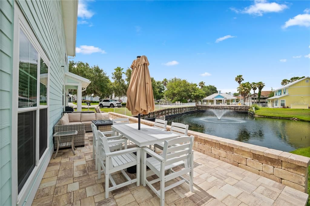 For Sale: $699,900 (5 beds, 3 baths, 2540 Square Feet)