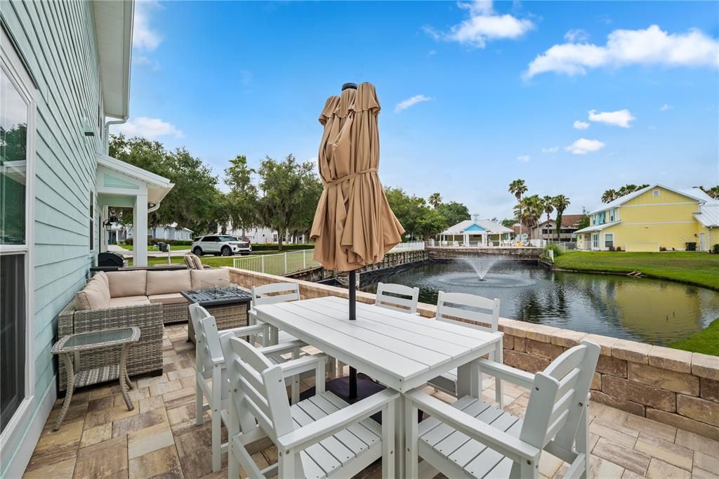 For Sale: $699,900 (5 beds, 3 baths, 2540 Square Feet)