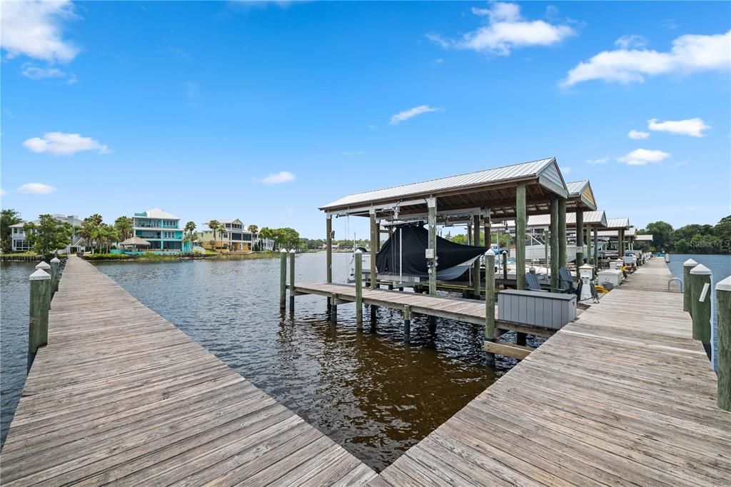 For Sale: $699,900 (5 beds, 3 baths, 2540 Square Feet)