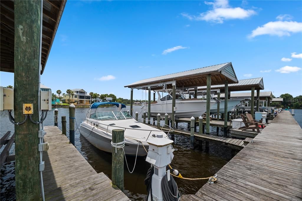 For Sale: $699,900 (5 beds, 3 baths, 2540 Square Feet)