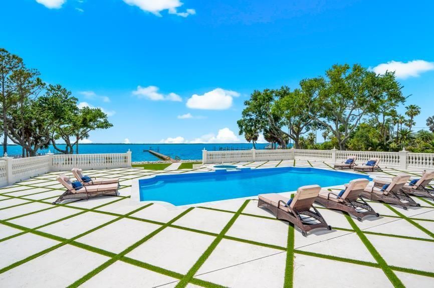 For Sale: $7,900,000 (5 beds, 5 baths, 7931 Square Feet)