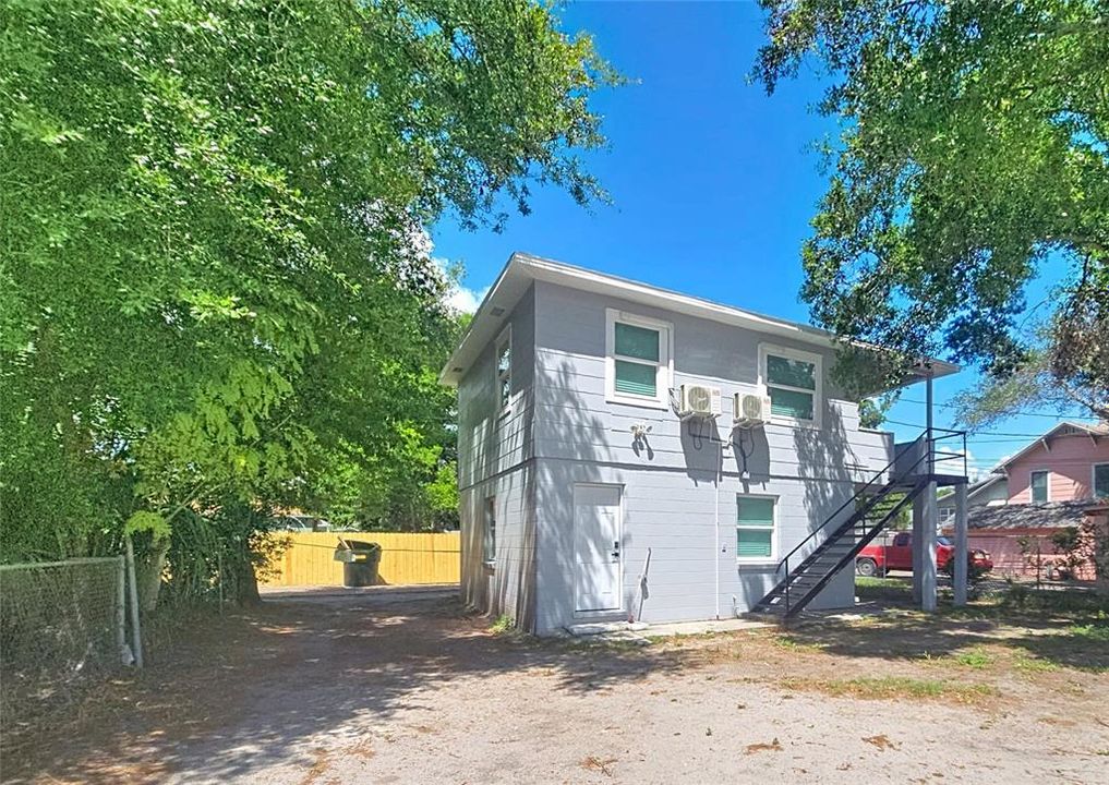 На продажу: $369,900 (3 спален, 2 ванн, 1412 Квадратных фут)