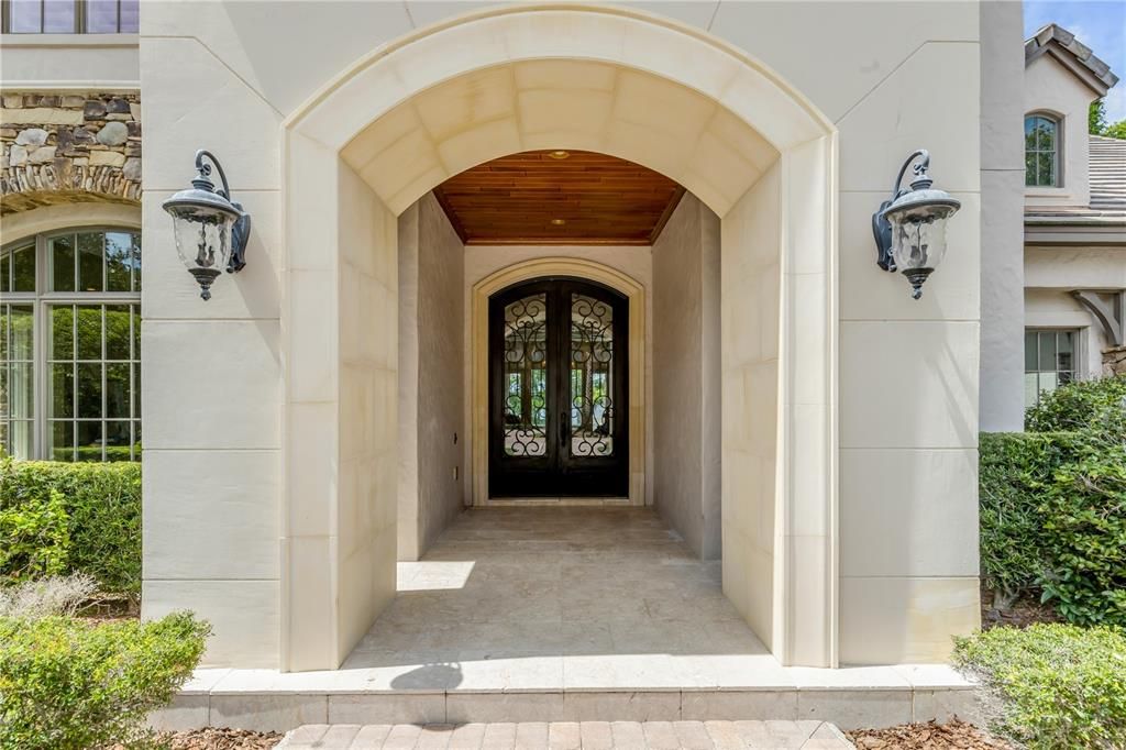 For Sale: $5,990,000 (7 beds, 5 baths, 7879 Square Feet)