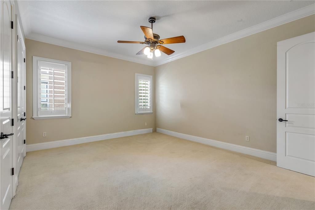 For Sale: $5,990,000 (7 beds, 5 baths, 7879 Square Feet)
