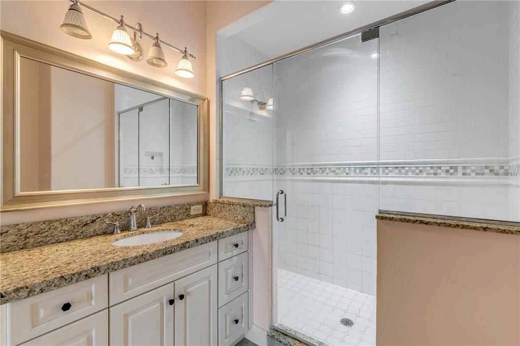 For Sale: $5,990,000 (7 beds, 5 baths, 7879 Square Feet)