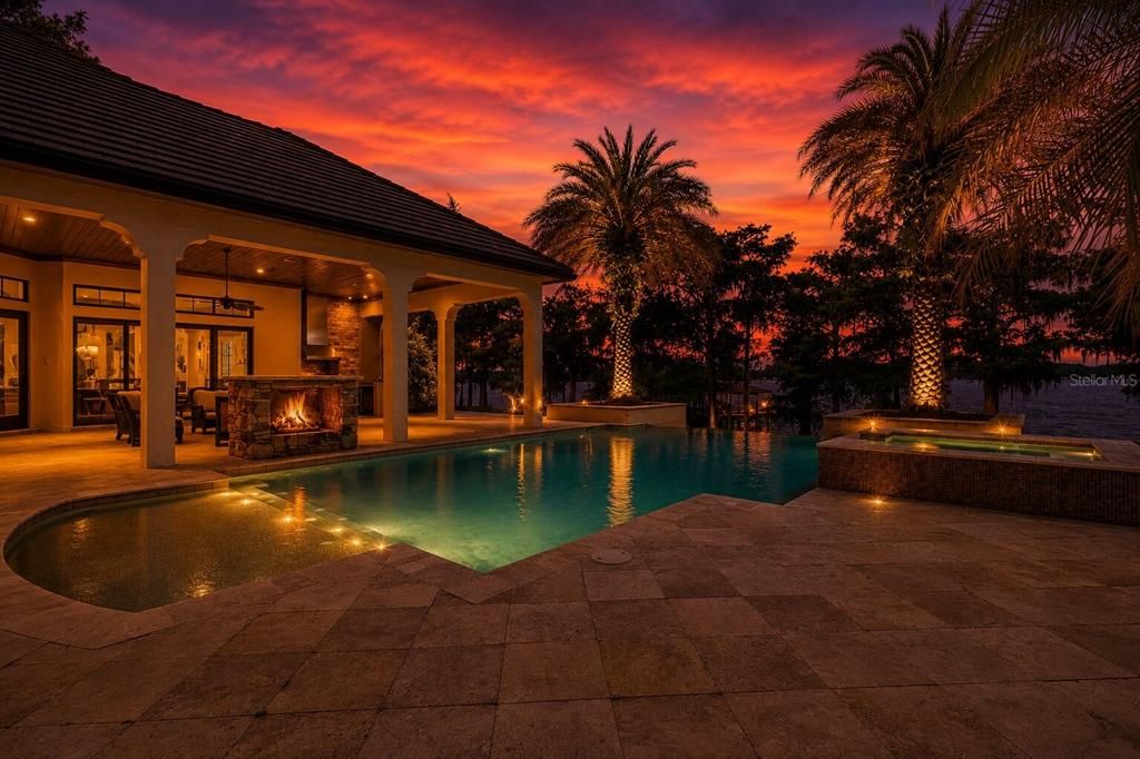 For Sale: $5,990,000 (7 beds, 5 baths, 7879 Square Feet)