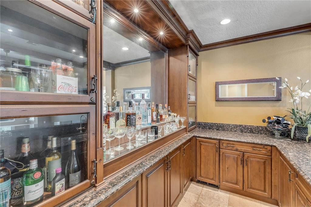 For Sale: $5,990,000 (7 beds, 5 baths, 7879 Square Feet)