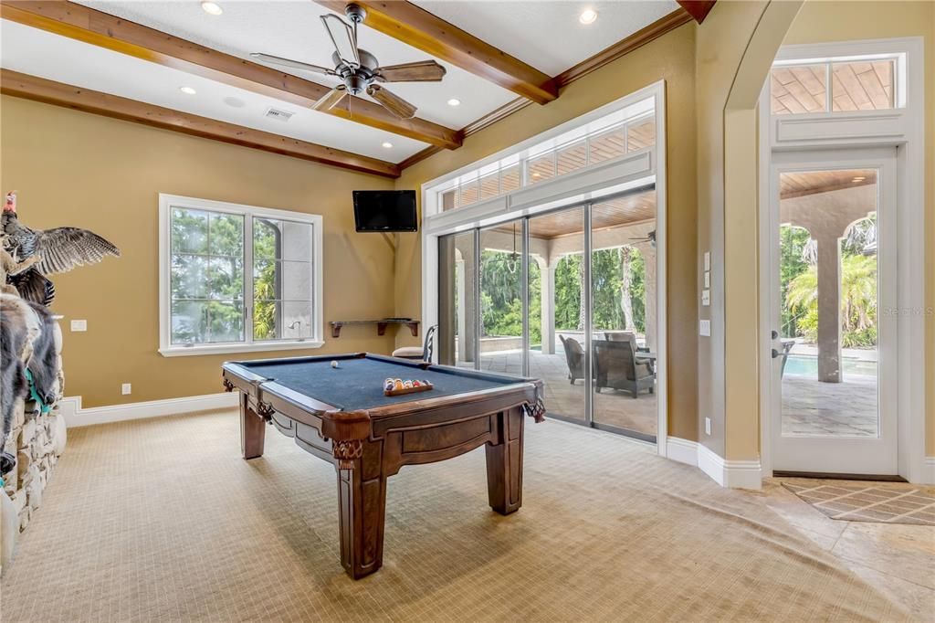 For Sale: $5,990,000 (7 beds, 5 baths, 7879 Square Feet)