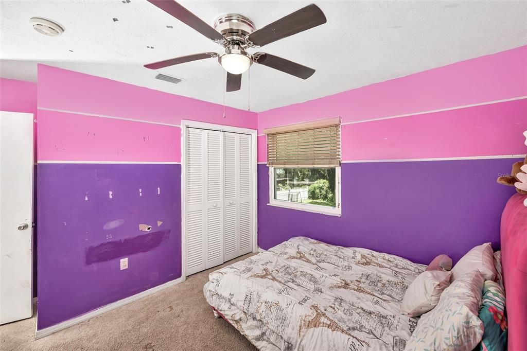 For Sale: $375,000 (4 beds, 2 baths, 2078 Square Feet)