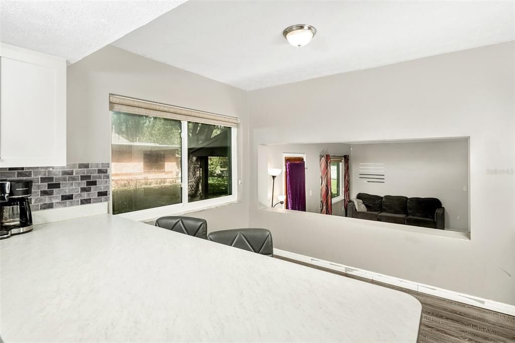 For Sale: $375,000 (4 beds, 2 baths, 2078 Square Feet)