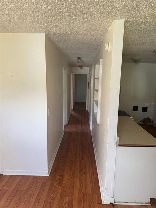 For Sale: $129,000 (3 beds, 2 baths, 984 Square Feet)