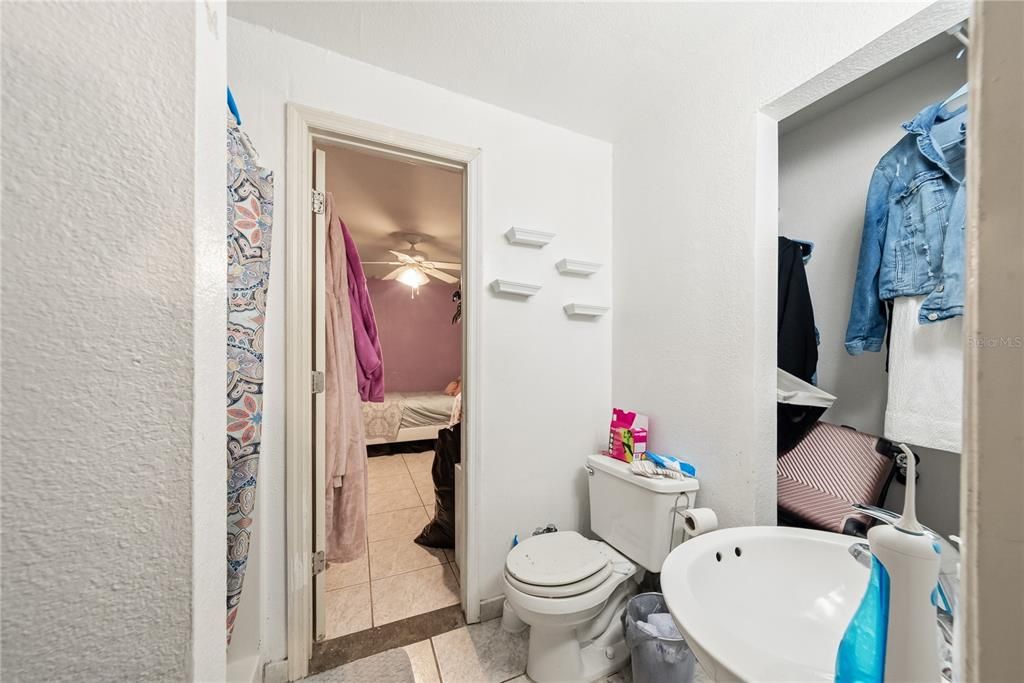 На продажу: $365,000 (3 спален, 3 ванн, 1555 Квадратных фут)