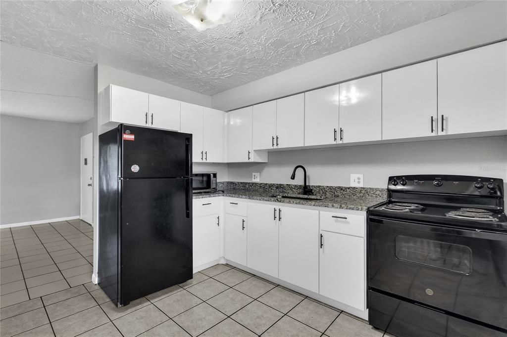 В аренду: $1,050 (1 спален, 1 ванн, 630 Квадратных фут)