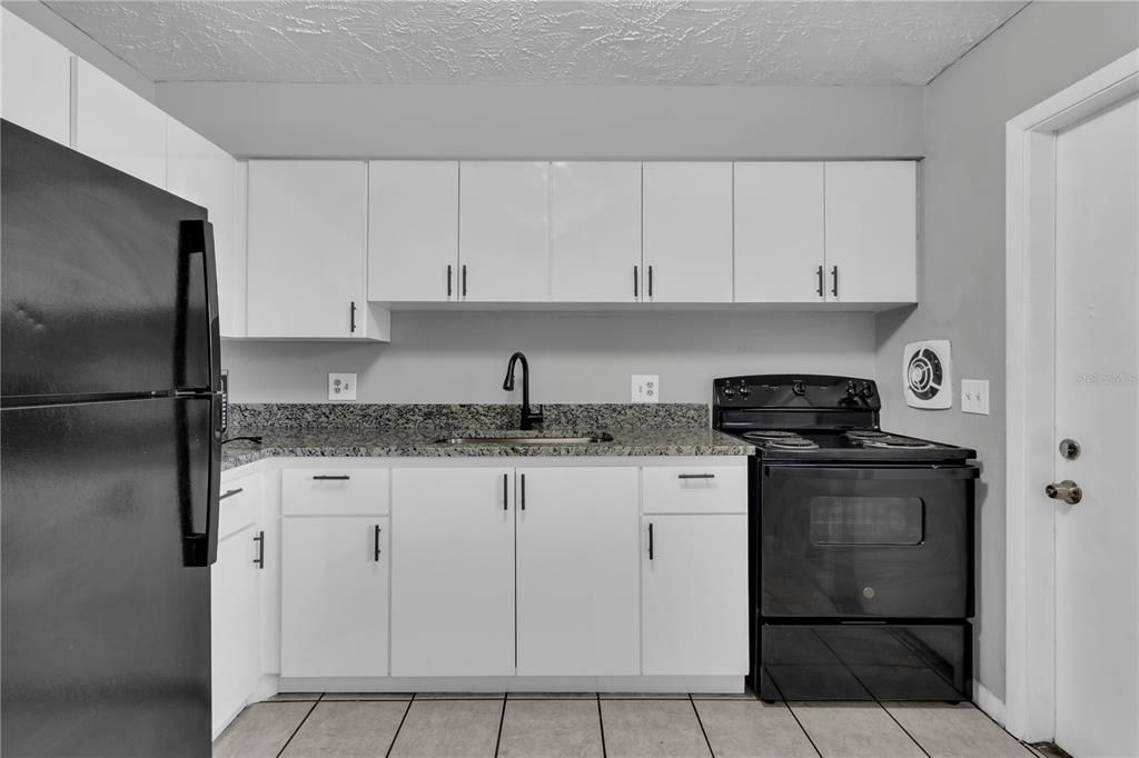 В аренду: $1,050 (1 спален, 1 ванн, 630 Квадратных фут)
