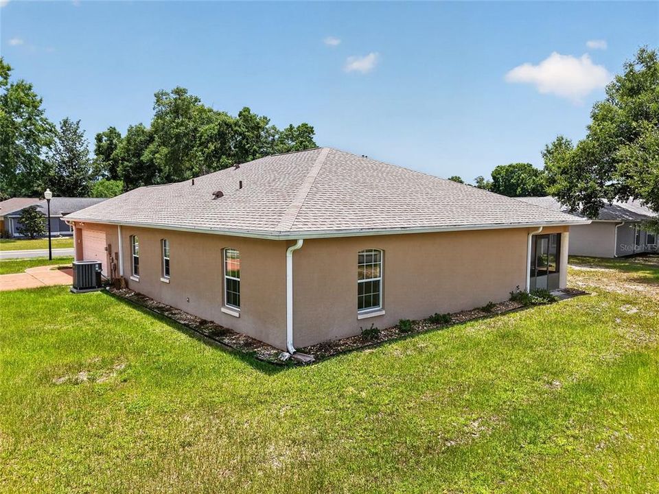 For Sale: $389,000 (3 beds, 2 baths, 2892 Square Feet)
