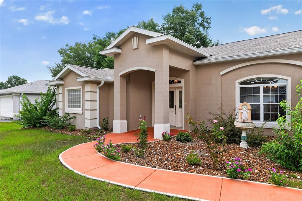For Sale: $389,000 (3 beds, 2 baths, 2892 Square Feet)