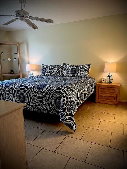 For Rent: $3,800 (2 beds, 2 baths, 1182 Square Feet)