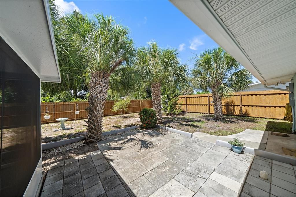 For Sale: $360,000 (3 beds, 2 baths, 1194 Square Feet)
