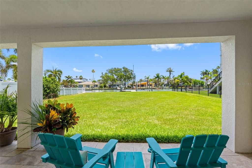 For Sale: $2,145,000 (4 beds, 4 baths, 2695 Square Feet)