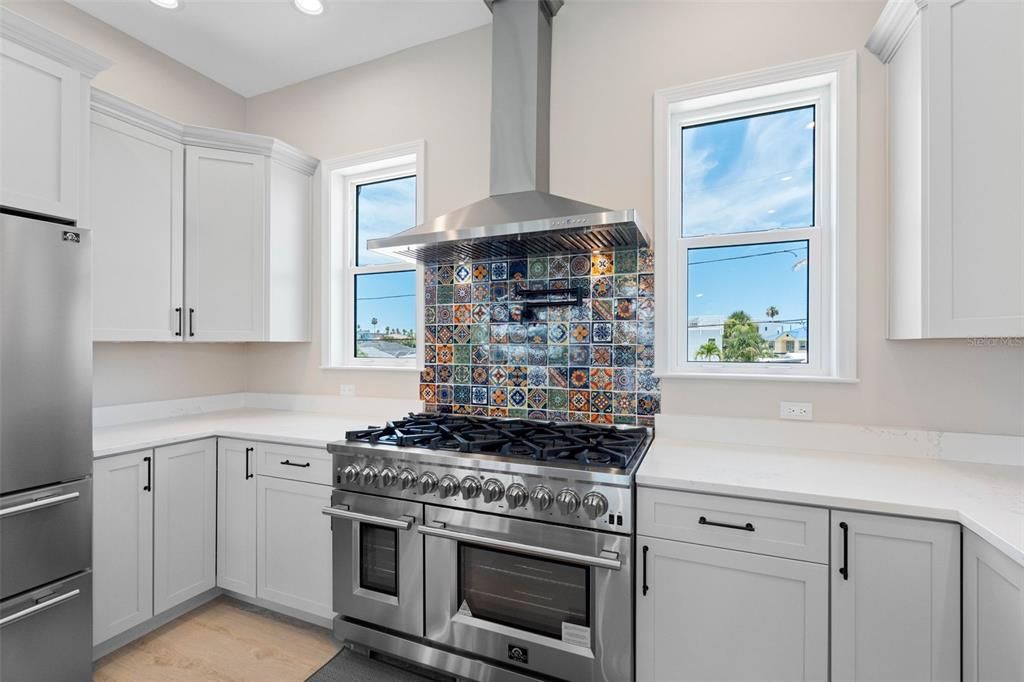 For Sale: $2,145,000 (4 beds, 4 baths, 2695 Square Feet)