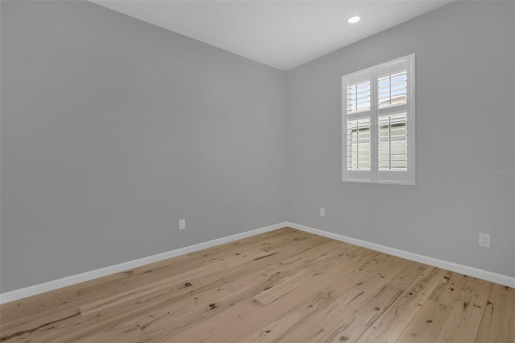 En Venta: $365,000 (4 camas, 2 baños, 1811 Pies cuadrados)