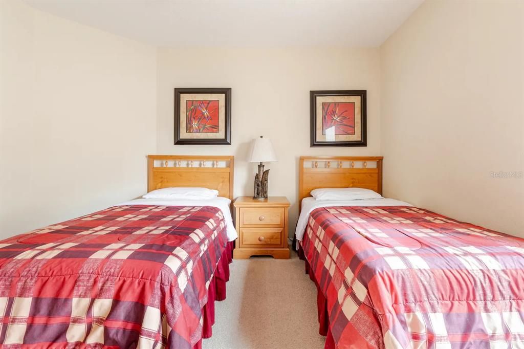 For Rent: $2,350 (3 beds, 2 baths, 1536 Square Feet)