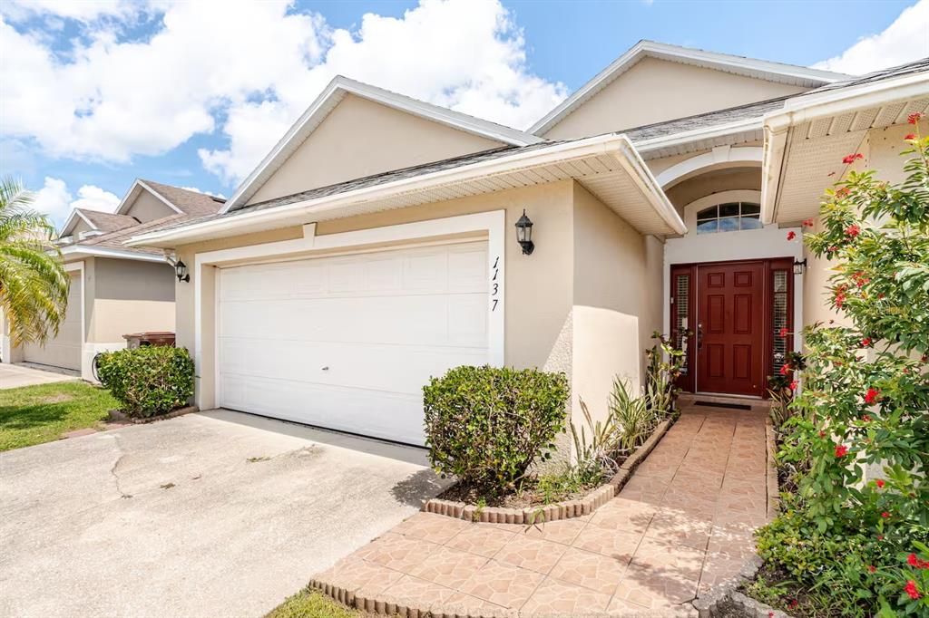 For Rent: $2,350 (3 beds, 2 baths, 1536 Square Feet)