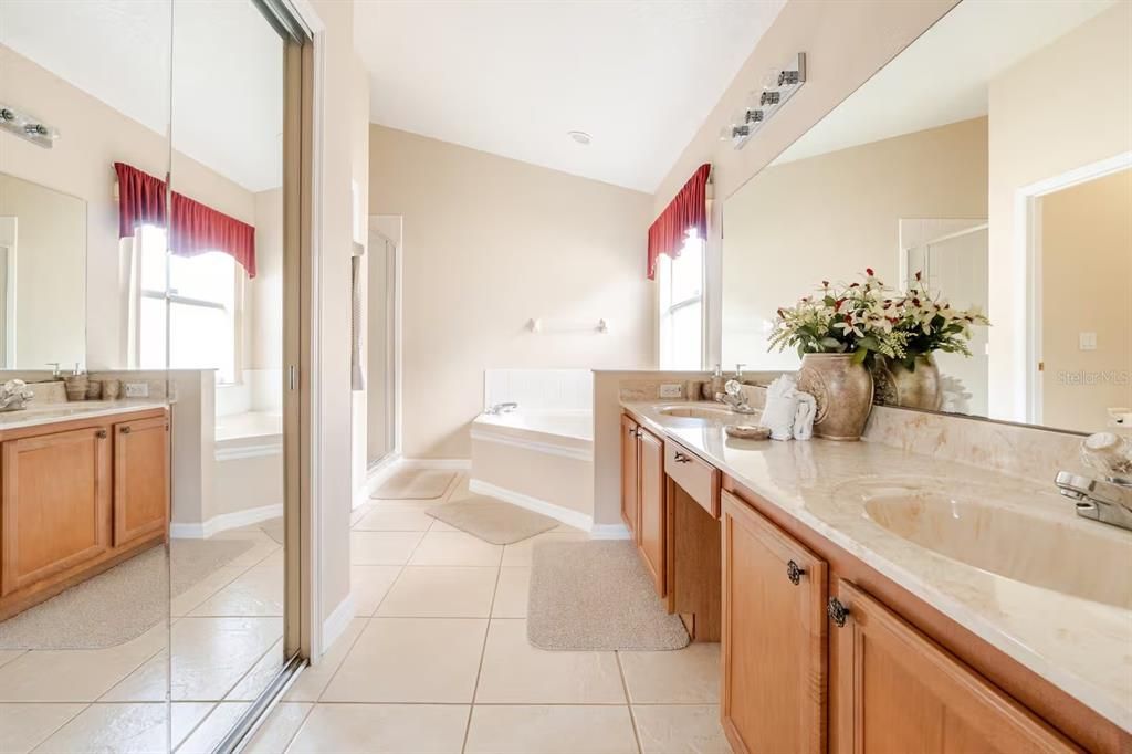 For Rent: $2,350 (3 beds, 2 baths, 1536 Square Feet)