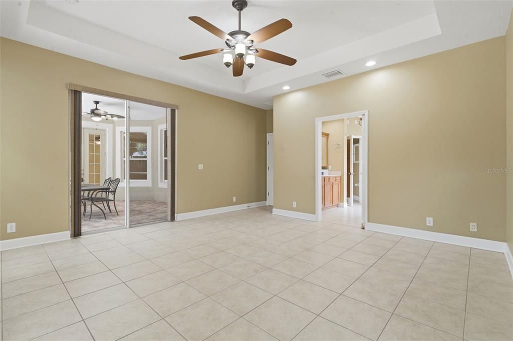 For Sale: $485,000 (4 beds, 2 baths, 2640 Square Feet)