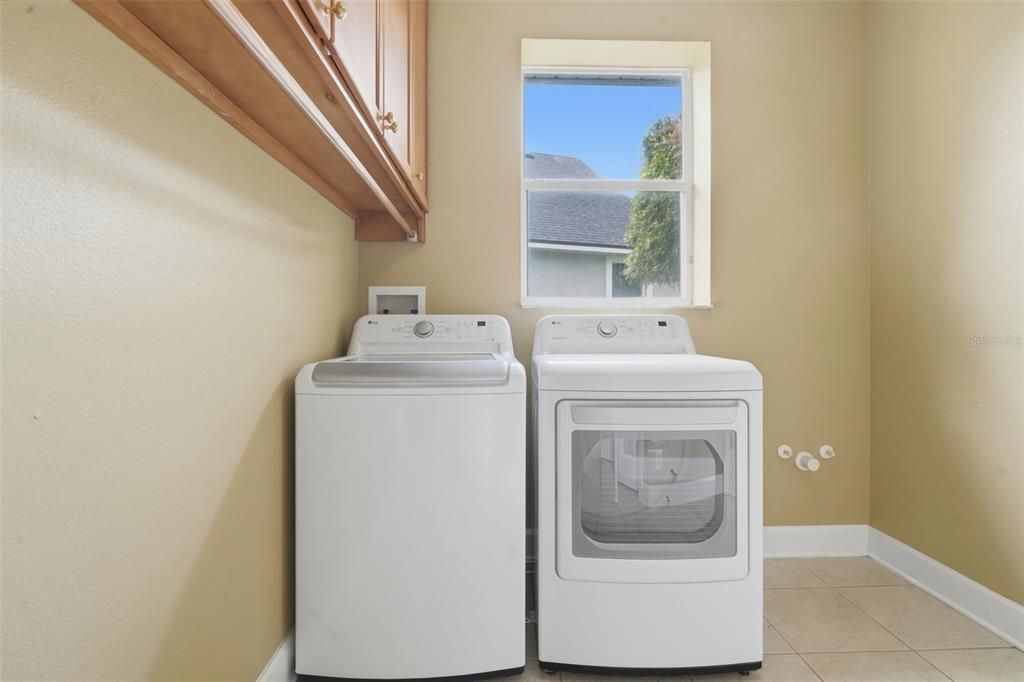 For Sale: $485,000 (4 beds, 2 baths, 2640 Square Feet)