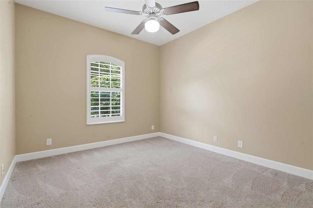 For Sale: $485,000 (4 beds, 2 baths, 2640 Square Feet)