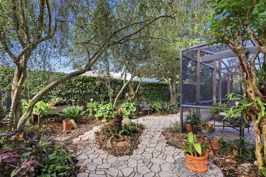For Sale: $485,000 (4 beds, 2 baths, 2640 Square Feet)