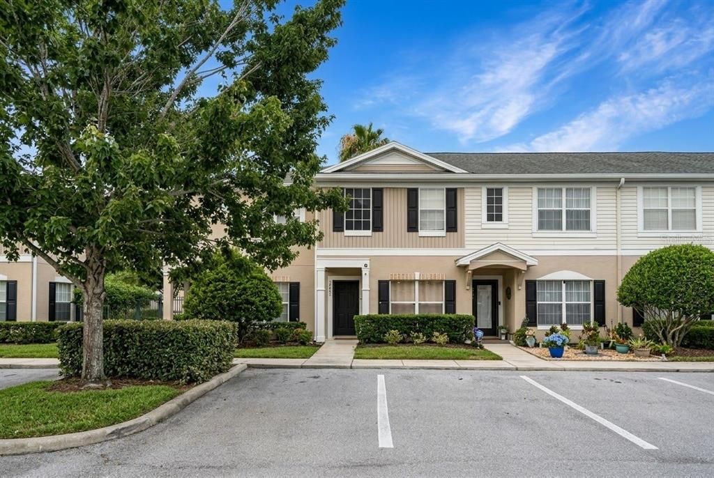For Sale: $264,500 (2 beds, 2 baths, 1337 Square Feet)