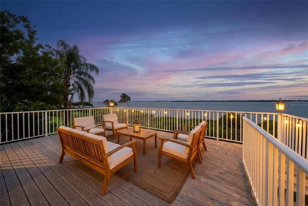 For Sale: $1,950,000 (3 beds, 3 baths, 5080 Square Feet)