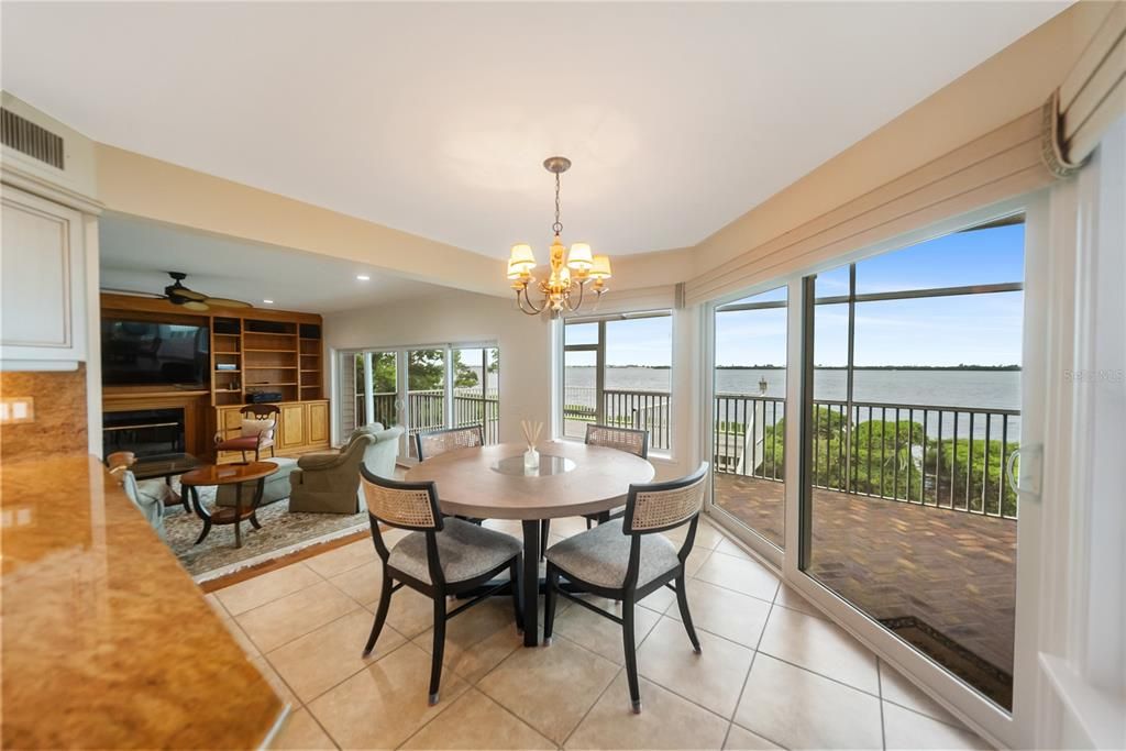 For Sale: $1,950,000 (3 beds, 3 baths, 5080 Square Feet)