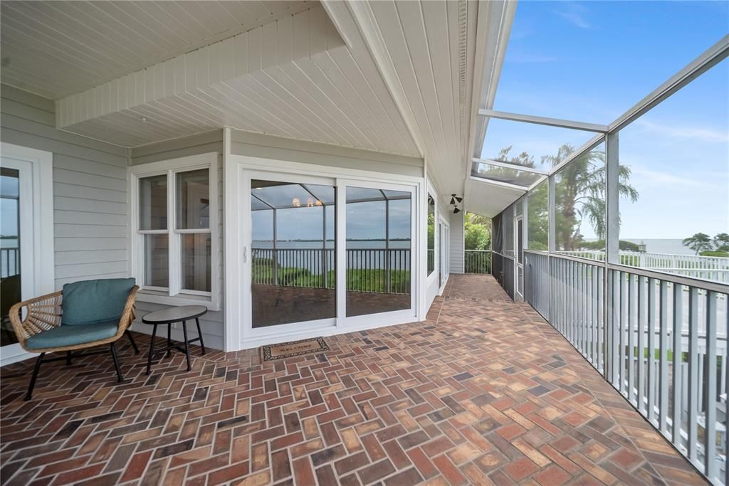 For Sale: $1,950,000 (3 beds, 3 baths, 5080 Square Feet)