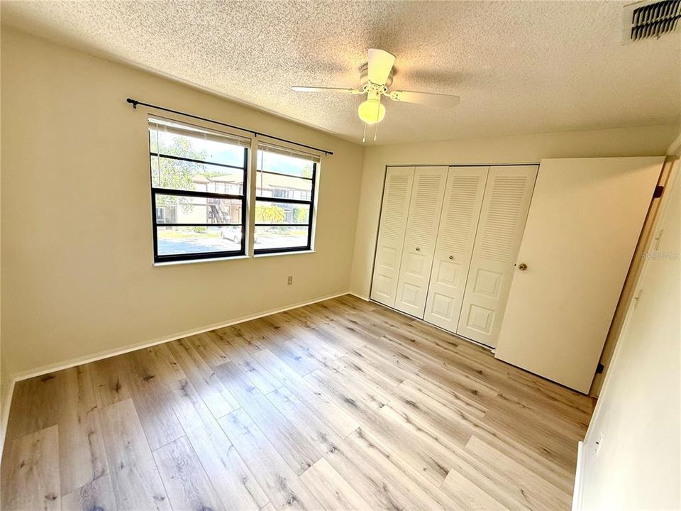 En Venta: $100,000 (2 camas, 2 baños, 960 Pies cuadrados)