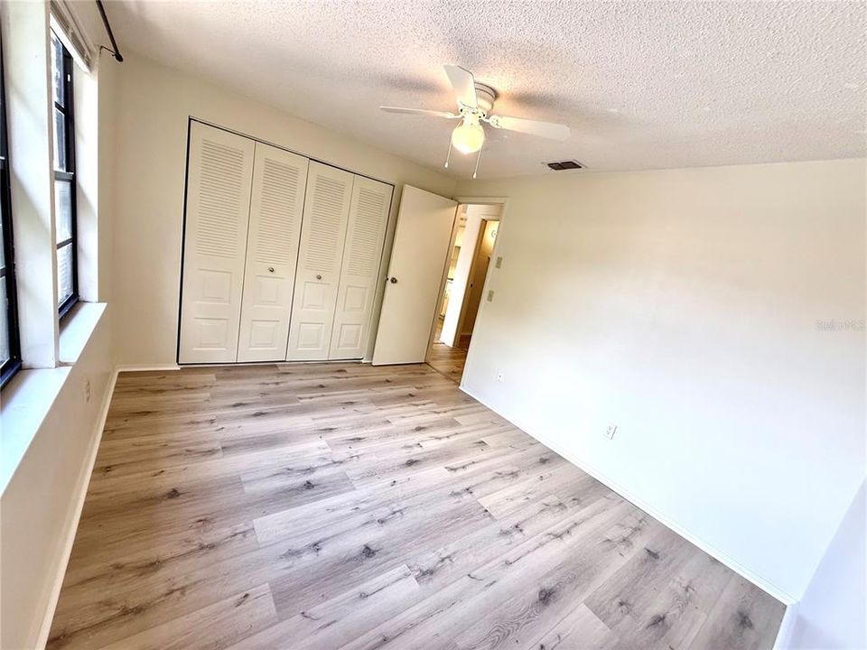 En Venta: $100,000 (2 camas, 2 baños, 960 Pies cuadrados)