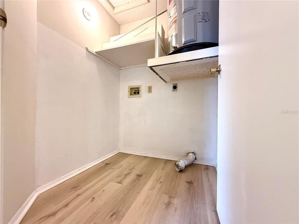 En Venta: $100,000 (2 camas, 2 baños, 960 Pies cuadrados)
