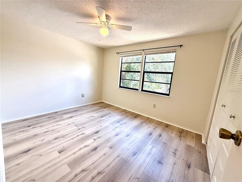 En Venta: $100,000 (2 camas, 2 baños, 960 Pies cuadrados)