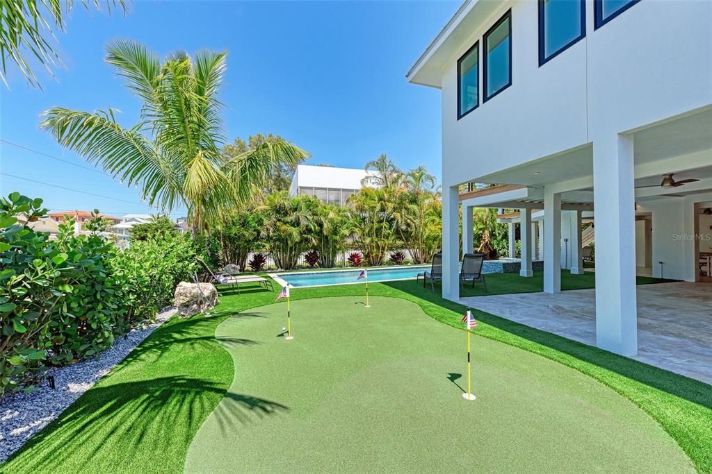 For Sale: $3,650,000 (4 beds, 3 baths, 2122 Square Feet)