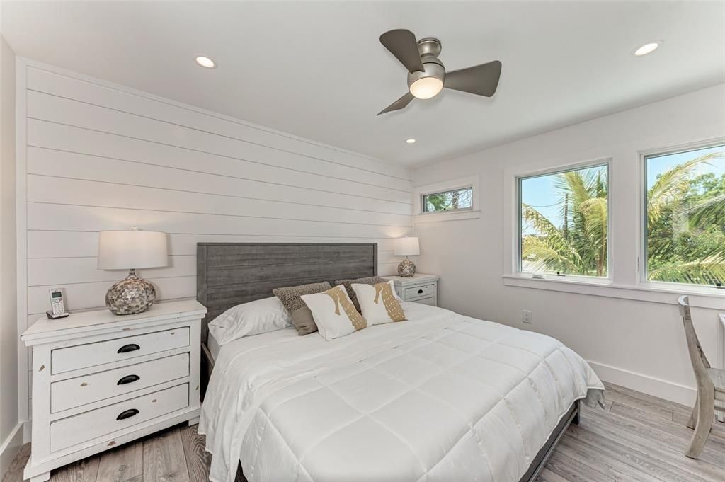 For Sale: $3,650,000 (4 beds, 3 baths, 2122 Square Feet)